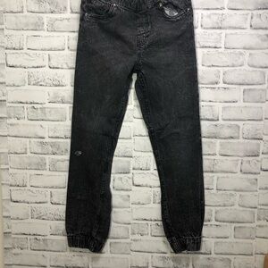 Akademiks Black Jogger Jeans with Elastic Cuffs Distressed